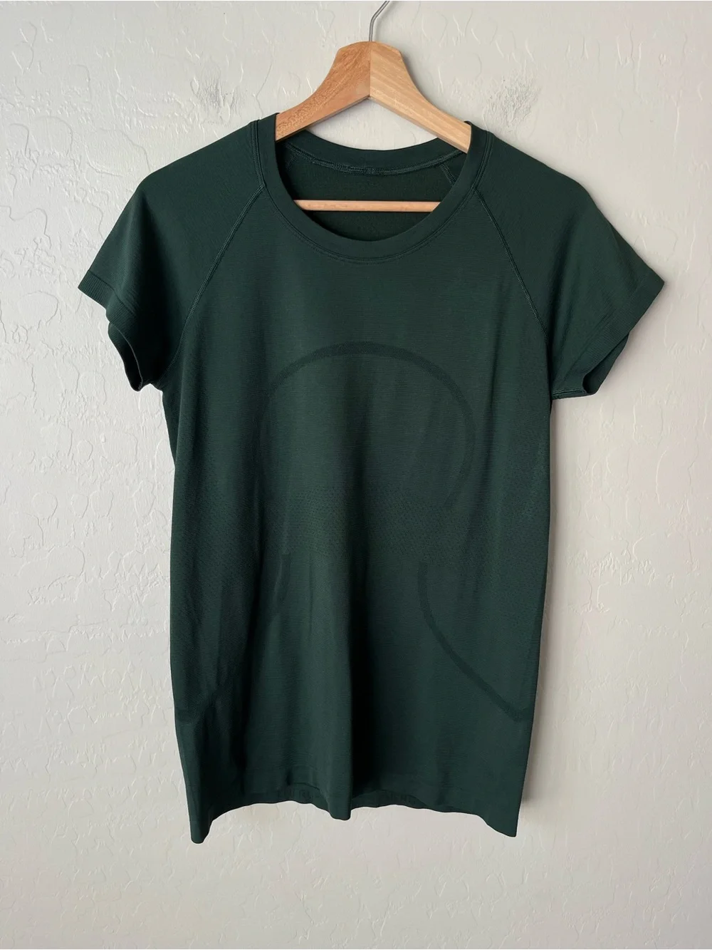 Lululemon swiftly shirt sleeve shirt legacy green 10